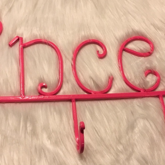 Pink Princess 5 Hook Hanger - Picture 4 of 12